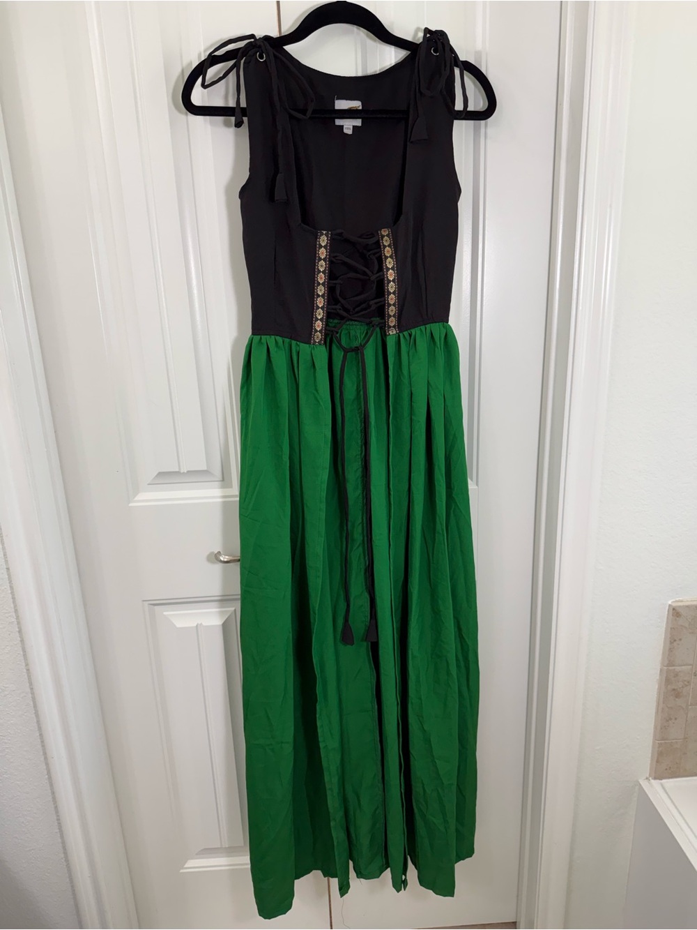 Black and Green Tie-Front Maxi Dress with Decorative Trim